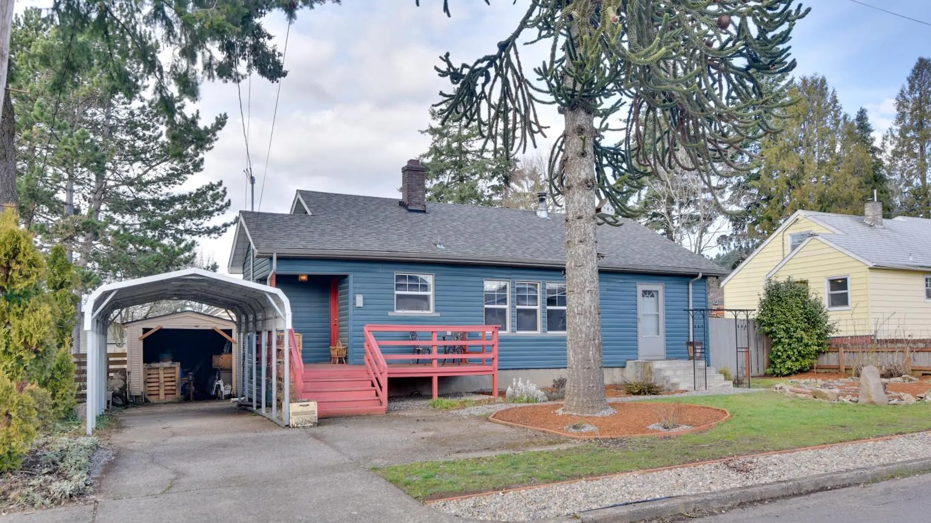 Дом отдыха Charming Historic Portland Home Near Downtown США